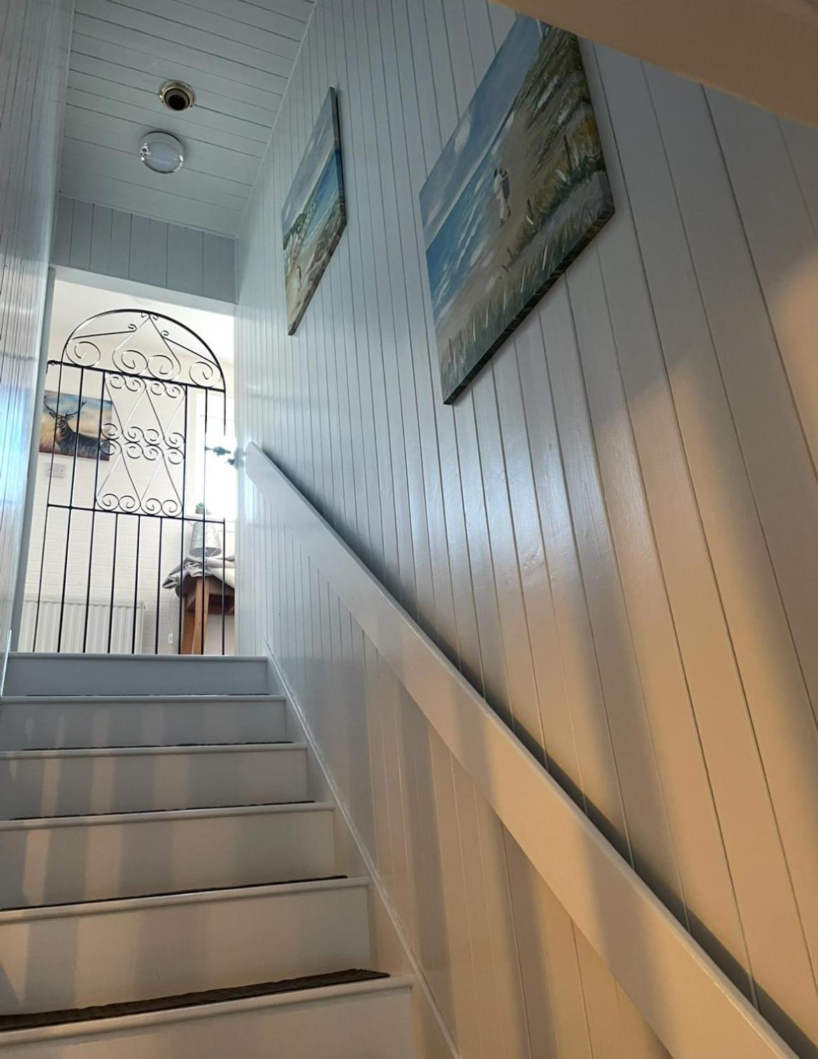 Charleston Apartment Self Catering 5 Min Drive From Town Centre Inverness Buitenkant foto