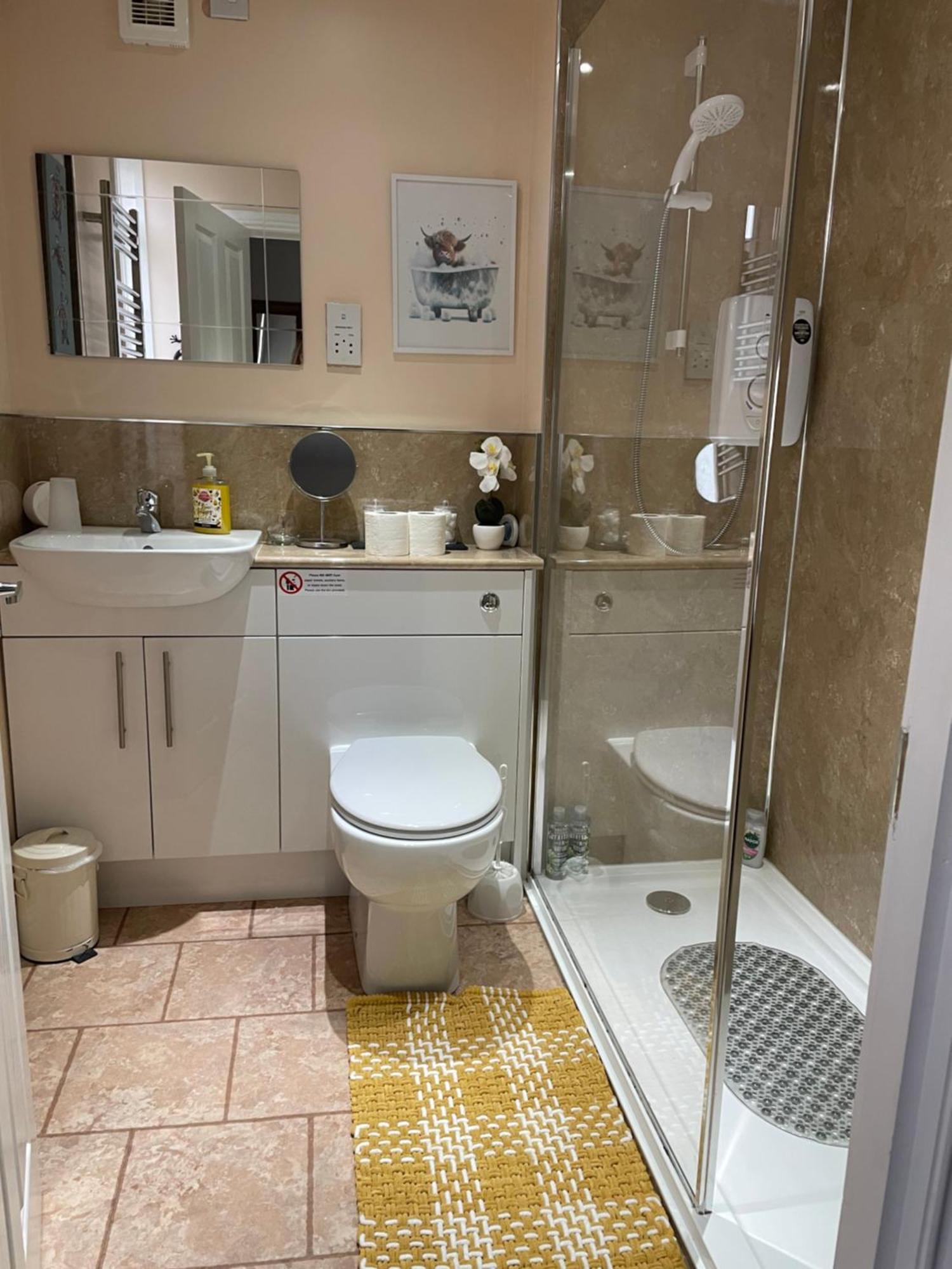 Charleston Apartment Self Catering 5 Min Drive From Town Centre Inverness Buitenkant foto