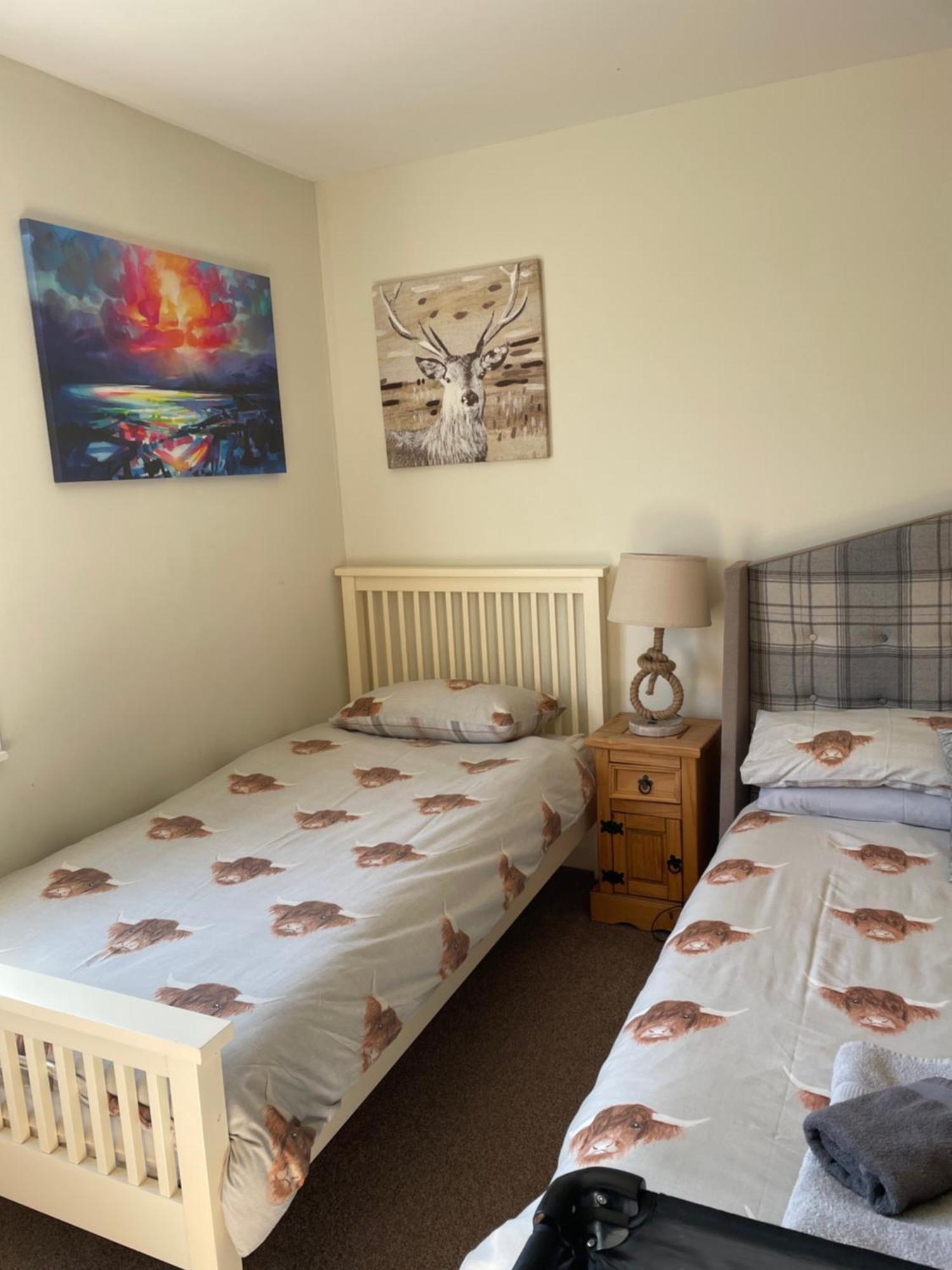 Charleston Apartment Self Catering 5 Min Drive From Town Centre Inverness Buitenkant foto